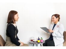 ルヴェル(Revel)の雰囲気（お客様の悩みや肌質を一緒にチェック☆理想の艶々美肌へサポート）