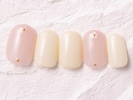 シンプルフラワースタッズ￥8050