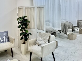 モア 大通店(More)の写真/【19時以降予約可】まつげの達人在籍◇圧倒的ダメージ軽減まつげパーマ＊プラチナラッシュリフト￥5000＊