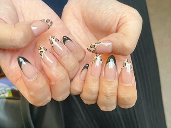 モグネイル(Mogunail)の写真/トレンドに対応したメニュー多数あり♪持ち込みデザインコースで貴方だけのネイルが楽しめるます♪