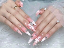 ロングバタフライネイル