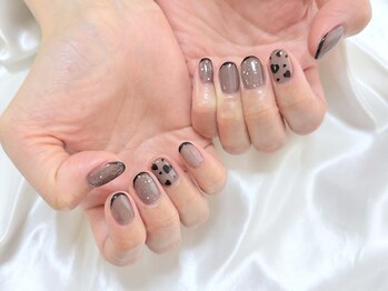 ネイルサロン イーウィ(Ewy)/［吉祥寺］ネイル/パラジェル