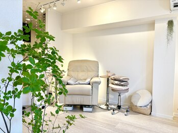 ネイルサロン プラティーン 国立(PLATINE)