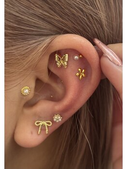 エーダブトーキョー 群馬店(Awww! tokyo)/耳つぼジュエリー両耳16粒