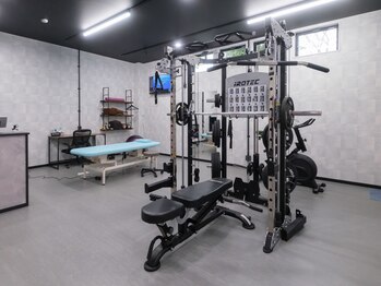 トータル コンディショニング アルク(Total Conditioning Arc)の写真/歴20年のベテラン院長による、整体×パーソナルジムの技術が魅力。1人1人に合わせたプログラムを設計！