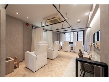 モアナアイラッシュ バイヘッドライト 春日部店(Moana eyelash by HEADLIGHT)/店内ご紹介