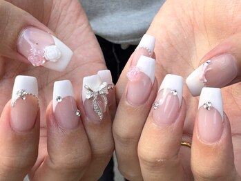 エムエイチネイル(MH_Nail)の写真/お好きなデザインや持ち込みもOK!≪持ち込み90分コース≫ご新規様はオフ・ケア無料!カラーも豊富◎