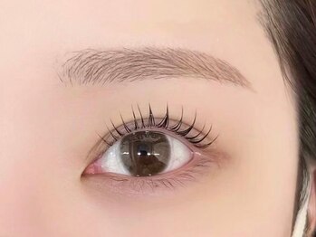 ミロ 渋谷店(MIROH)の写真/しっかりとテストを受けた研修生がお客様の目元に合わせたナチュラルアイに丁寧に仕上げます☆ [渋谷/眉毛]