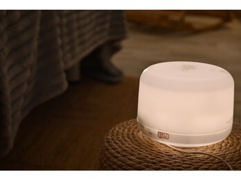 クウハク(KU-HAKU)/施術中はアロマの香りを