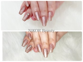 ニコルビューティー 高槻 南平台店(NiKOR beauty)/シンプルアート／5,000円～