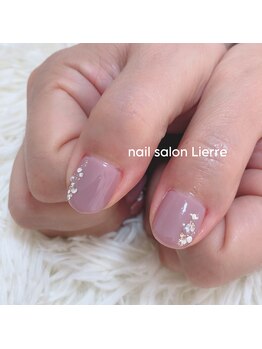 リエール(Lierre)/定額ネイル