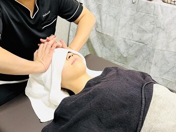 ヴィオラプラス(violla Plus+)の写真/《3000円以下メニュー多数ご用意!》手ぶらでOK！資格がある歴14年の整体師が全身の疲れを解消♪