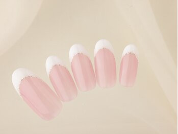 *フレンチネイル*