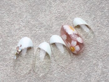 桜フレンチネイル