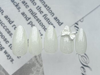 アイネイルズ 恵比寿店(I nails)/シンプルホワイトリボン