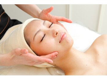 ラウレア クマモト(Laule'a kumamoto)/角質ケア＋選べるパック