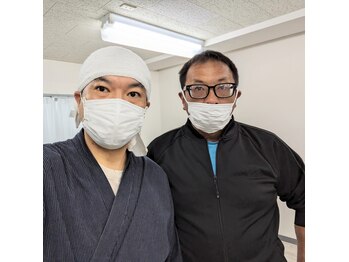 かたぎ整体組 徳島店/お客様とのお写真