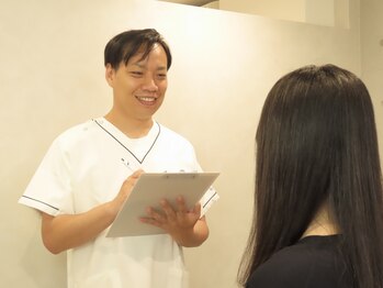 ムラサキ鍼灸治療院(MURASAKI鍼灸治療院)の写真/【デスクワークの方にもオススメ！】施術歴13年のスゴ腕オーナーが辛い眼精疲労や首肩こりを徹底改善◎