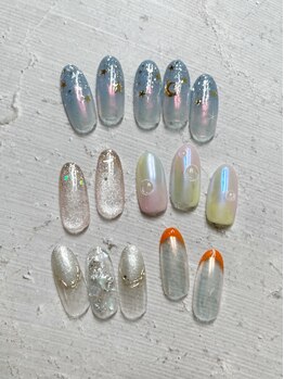 ティアラ(TIARA)の写真/≪指名料込7700円≫最旬定額ネイルはハンド&フットをお揃いで！飽きる事なく毎月ネイルが楽しめる♪