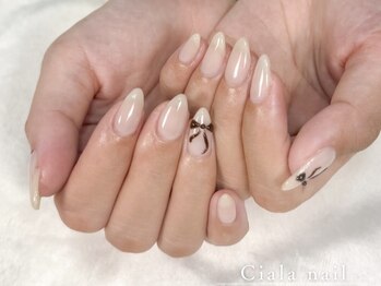 シアラ(Ciala)の写真/【ブライダルネイルなども人気◎】ネイルで指先をパッと華やかに♪爪の状態を見極め丁寧なケアでモチ◎