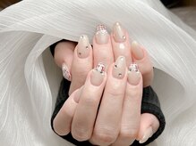 ミキネイルサロン(MiKi Nail Salon)/チェック柄ネイル　6980円
