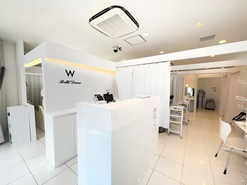 ダブリューアイビューティー 池袋店(W EYE BEAUTY)/受付
