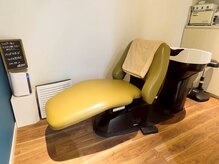 ビタミンエー 新宿(vitamin-A)/シャンプーはフルフラット席にて