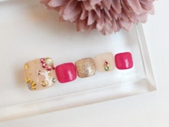 ツメトトノウ/主役は親指ビジュー！