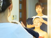 ココ(COCO)/お鏡の前で造顔マッサージ！