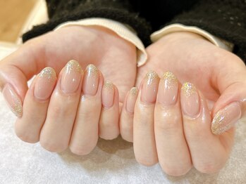 ピンクベージュにきらきら♪