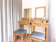 ジルアイズ(JILL EYES)/心が落ちつくシックな店内