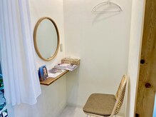 スリー(THREE.)/【店内】ドレッサー