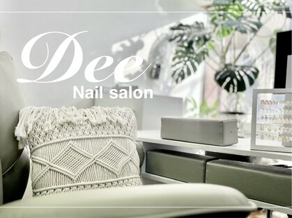 ディー (Dee)の写真