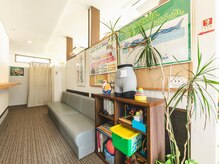 あるある健康カイロ/待合スペース