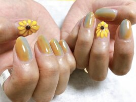 ちゅるんぷっくりお花ネイル