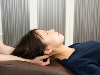 グレイティフル(Grateful)/眼精疲労にもヘッドマッサージ