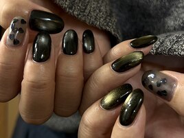 ブラックネイル × ハートホロ