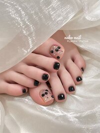 ブラックチェリーフットネイル