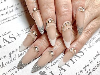 ラヴィアスプラス(LAVIAS+)/