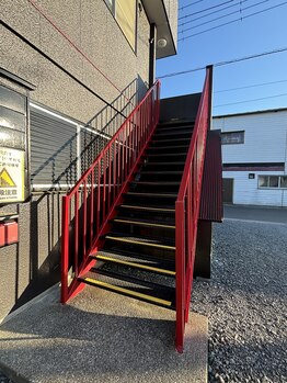 癒し～ぷ 熊谷店/店舗への階段*