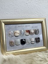 リトルムーン(Little moon)/3月〔foot〕monthly design 1