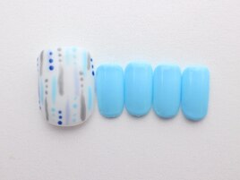 フットのしずくネイル♪
