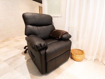 リブ バイ グリー 王様の気持ち(Lib by Gree)/こだわりのリクライニングチェア