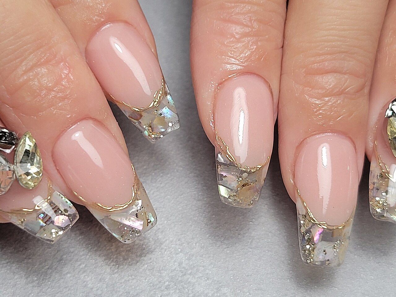 プチプラで楽しむうるうるフレンチネイル✨ ネイルチップ ワンホン