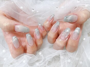 サロン アミリー(Salon Amiely)/アートフリー120分☆持ち込み