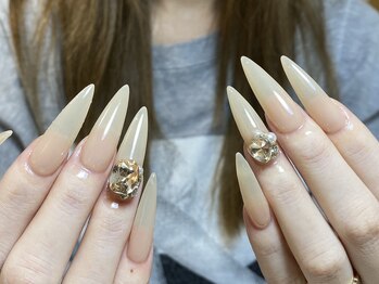 ヴィーナスネイル(Venus Nail)/大パーツ2個無料