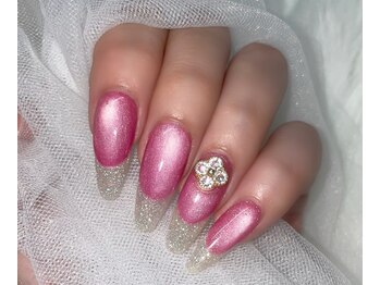 ネイルアンドアイラッシュスタジオ シュシュ(chouchou)/フラッシュフレンチ×マグ