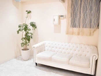 バニーアイズ 銀座店(Bunny eyes GINZA)/ waiting room