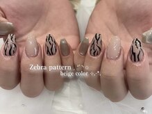 シエル(Ciel)/ゼブラ柄ネイル