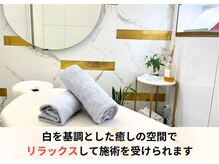 フィクシブ 上野(FIXIBE)の雰囲気（完全個室の落ち着いた空間でリラックスして施術を受けられます。）